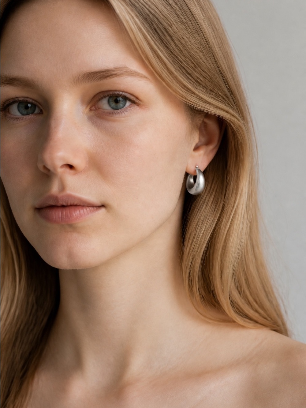 Sculpted Silver Hoop Earrings - Modern Women's Jewelry